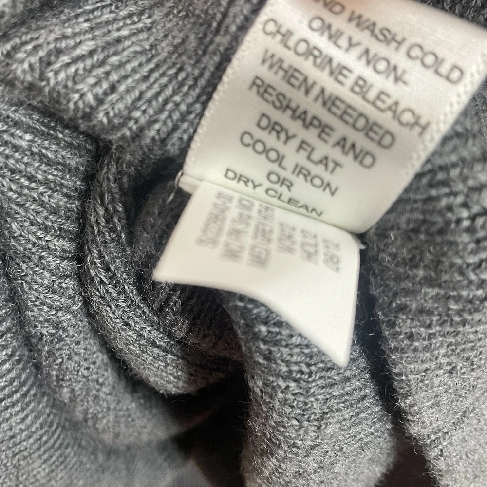 NWOT Banana Republic Sweater Mens XL Gray Wool Blend Henley Mock‎ Neck Grid Knit